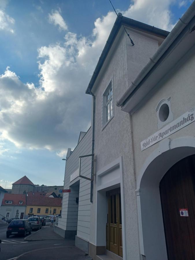RÁD-VÁR Apartmanház Eger Exterior foto